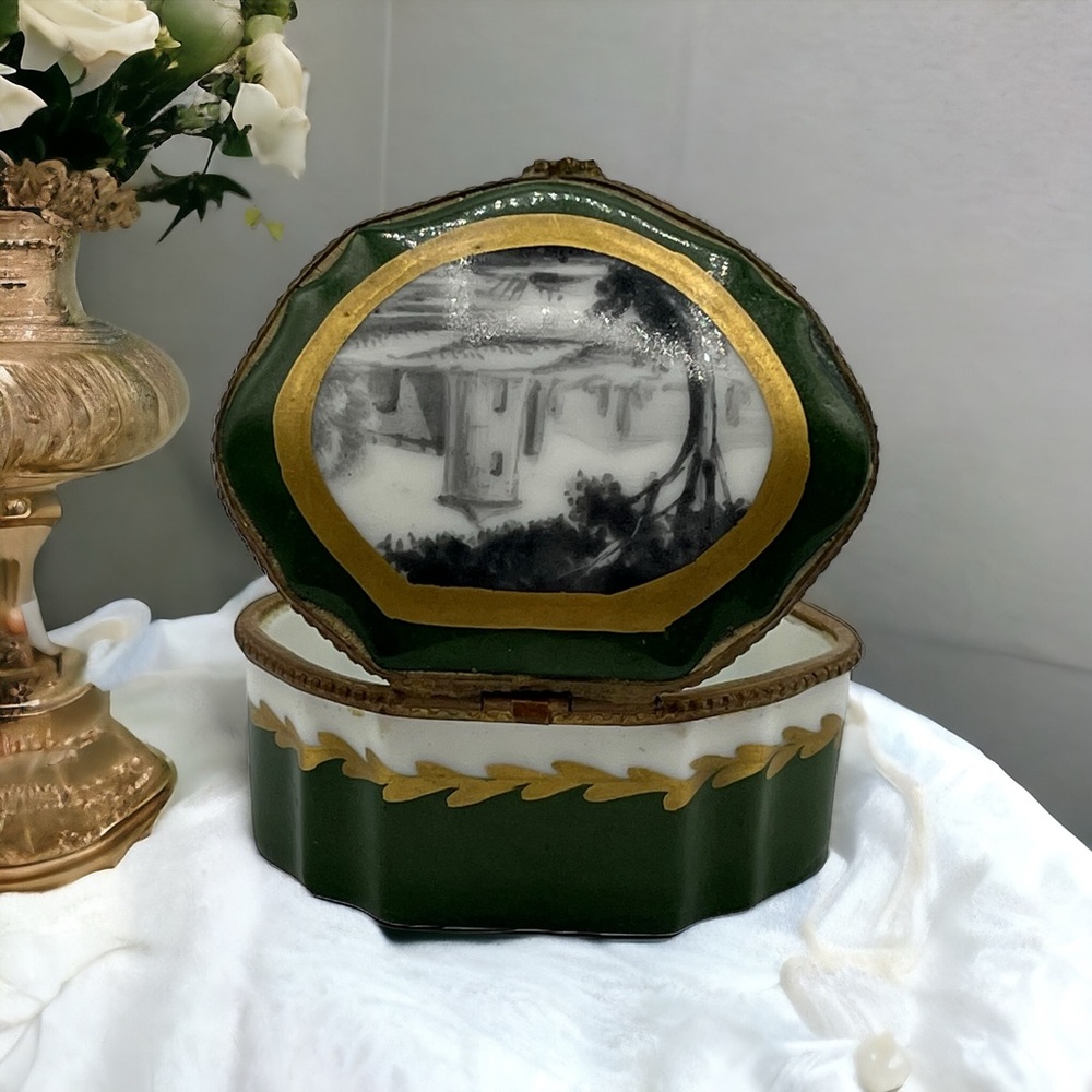 Antique 18c Limoges France Hand Painted Porcelain Castle Green Pill Trinket Box